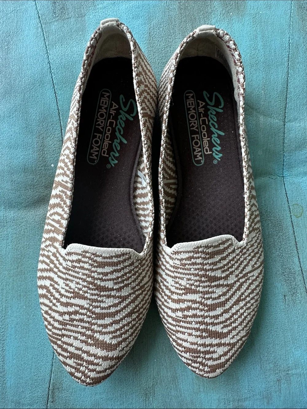 Skechers Brown & Cream Pointed Toe Memory Foam Flats